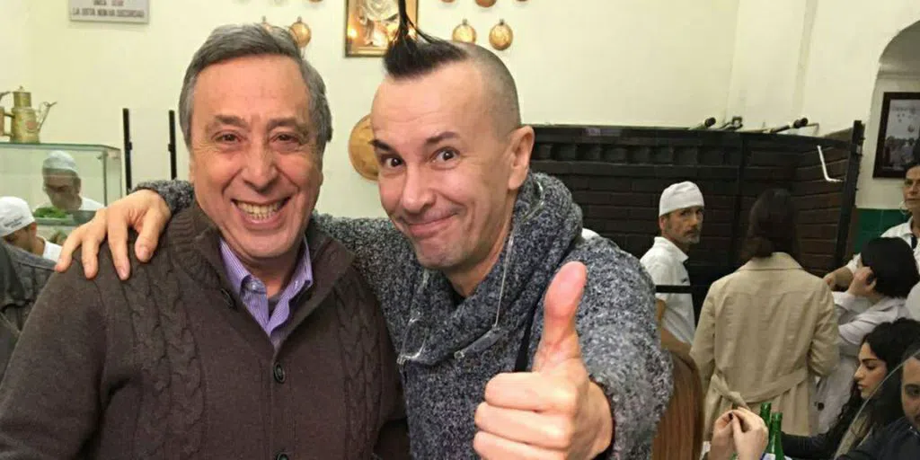 Die Kunst des Pizzaiolo: Wie Neapel seine Pizza als heiliges Handwerk hütet